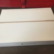 iPad Proの箱